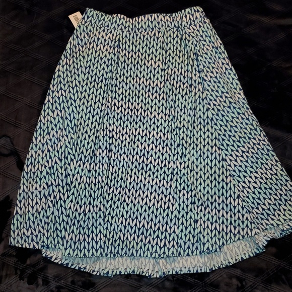 LuLaRoe Dresses & Skirts - LuLaRoe Madison skirt LuLaRoe Dresses & Skirts - LuLaRoe Madison skirt